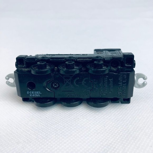 Thomas and Friends Adventures Pirate Diesel - Talking Metal Engine 2016 - Picture 2 of 7